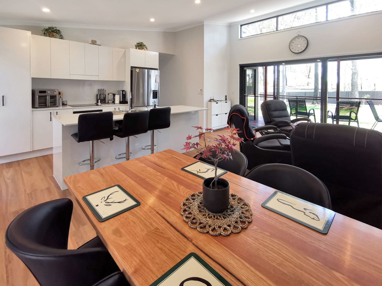 Stapylton Acreage Small Home — Stapylton
